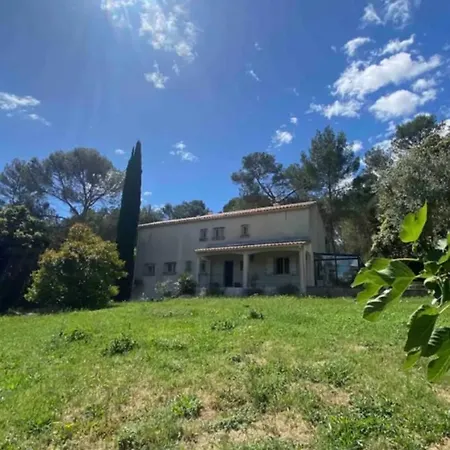 Villa Le Domaine De La Pinède *