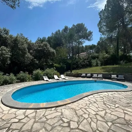 Le Domaine De La Pinède